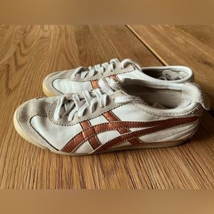 Onitsuka Tiger Mexico 66, bronze size 5.5